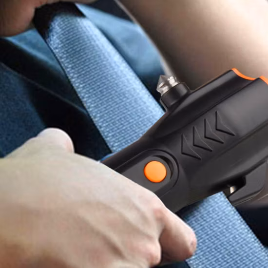 Brilliant-Dragon Multi Function LED Car avec Safety Hammer Tactical Torch